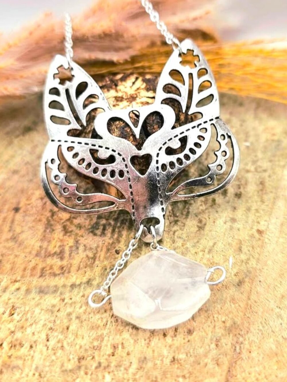 Metal Fox Head With Hanging Rose Quartz Pendant Necklace